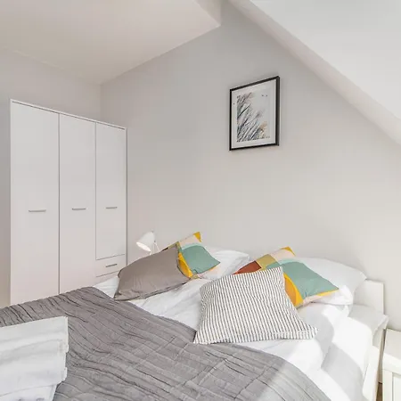 Rent like home - Apartament KOŁO Brzegu V Apartament